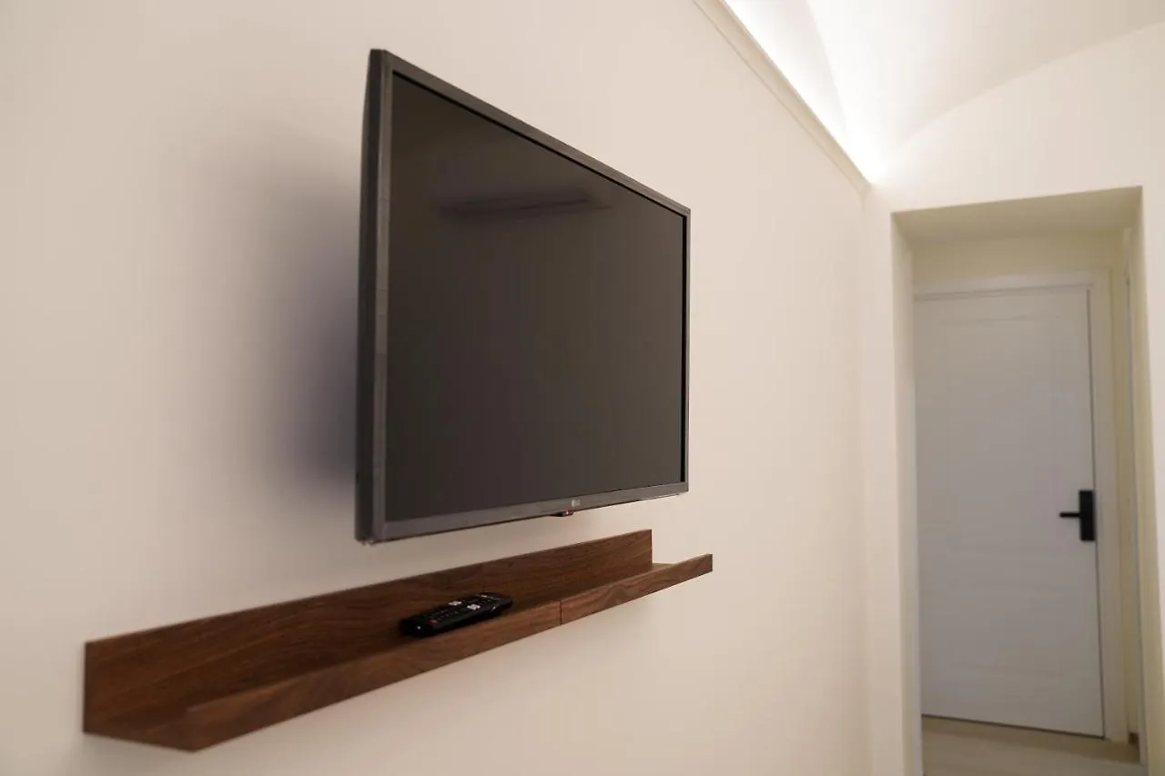 Charm&Bella Guest House Rome Italy