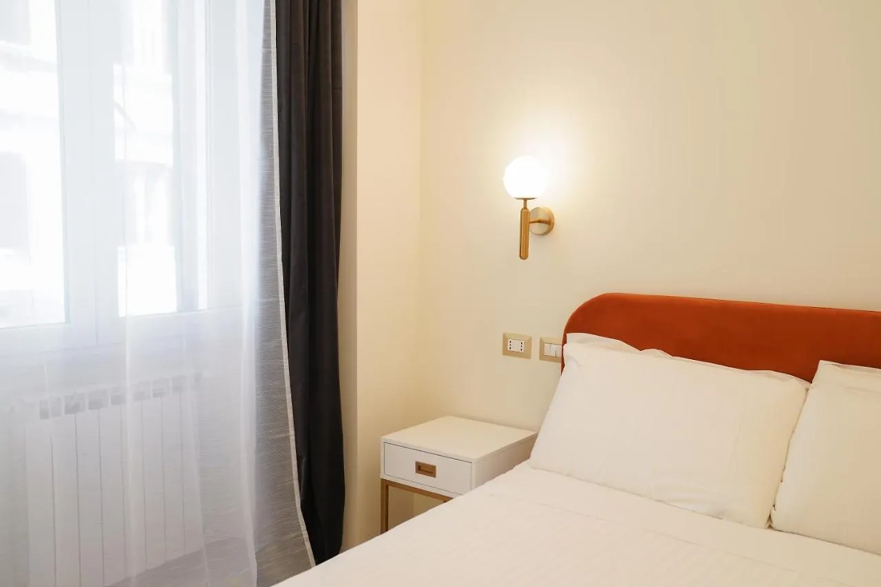 Charm&Bella Guest House Rome Italy