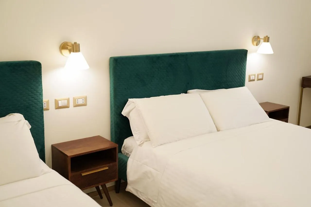 Charm&Bella Guest House Rome Italy
